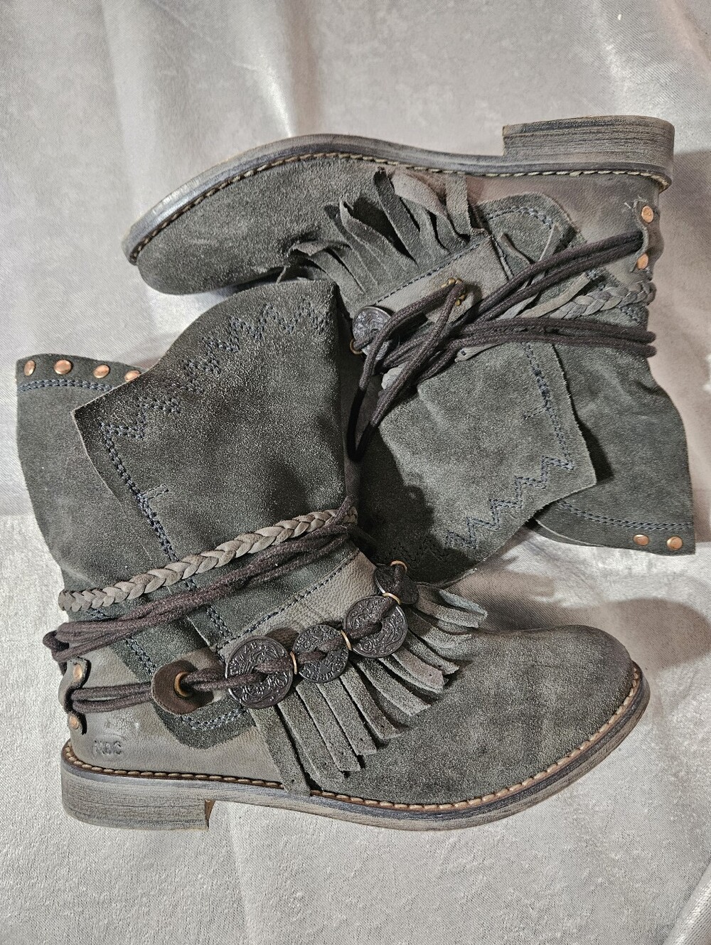 Musse & Cloud Anaeh Gray Suede Fringe Boho Ankle Boots Size 6